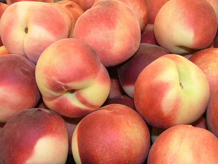 Peaches, nectarines, plums and other stone fruit are good organic buys to avoid chemical residues. Home grown is best. 