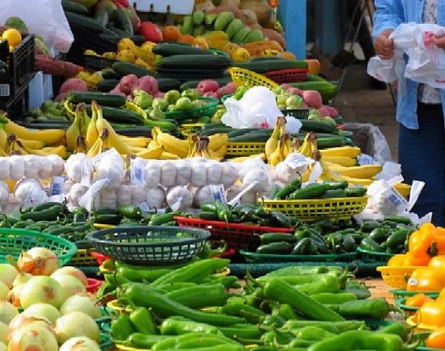 Farmers Markets are a lot of fun. Image 9