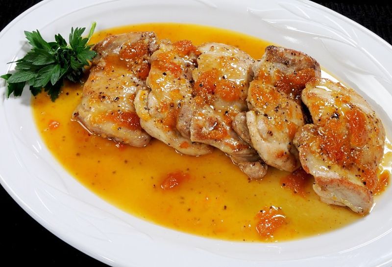 Chicken breast with apricot sauce