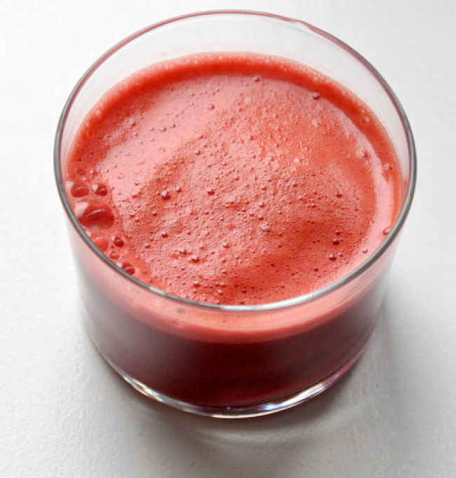 Fruit smoothies can have high calories an this makes them less healthy than coffee.
